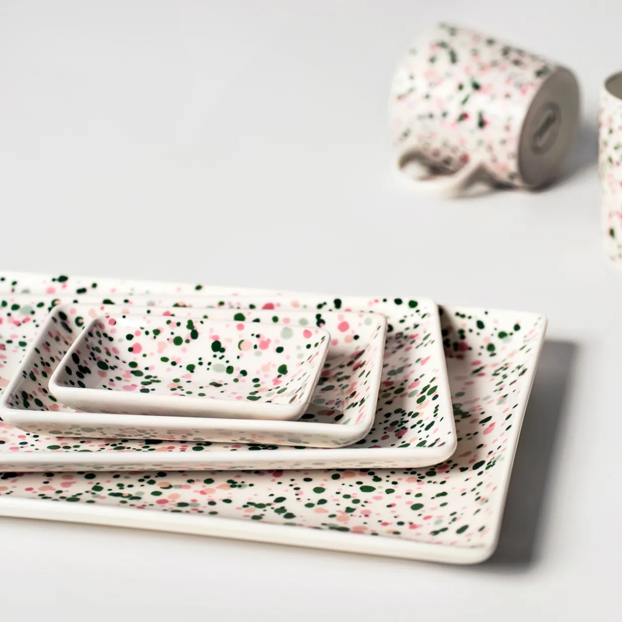 A7 tallrik 7x10cm Helle rosa-grön