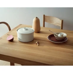 Gryta med lock 2,3L vit