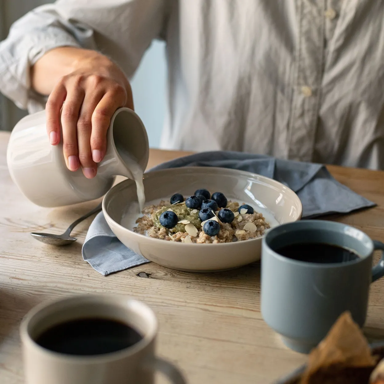 Tallrik djup 19cm sand