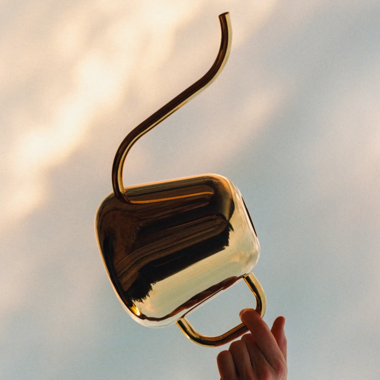 Vattenkanna mässing 2L